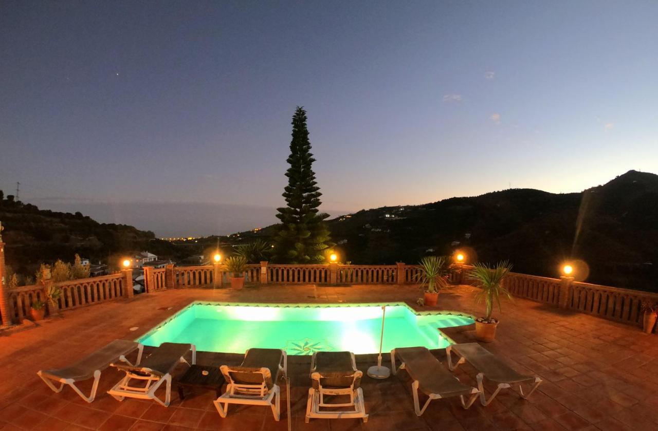 Villa Casa La Araucaria Frigiliana Esterno foto